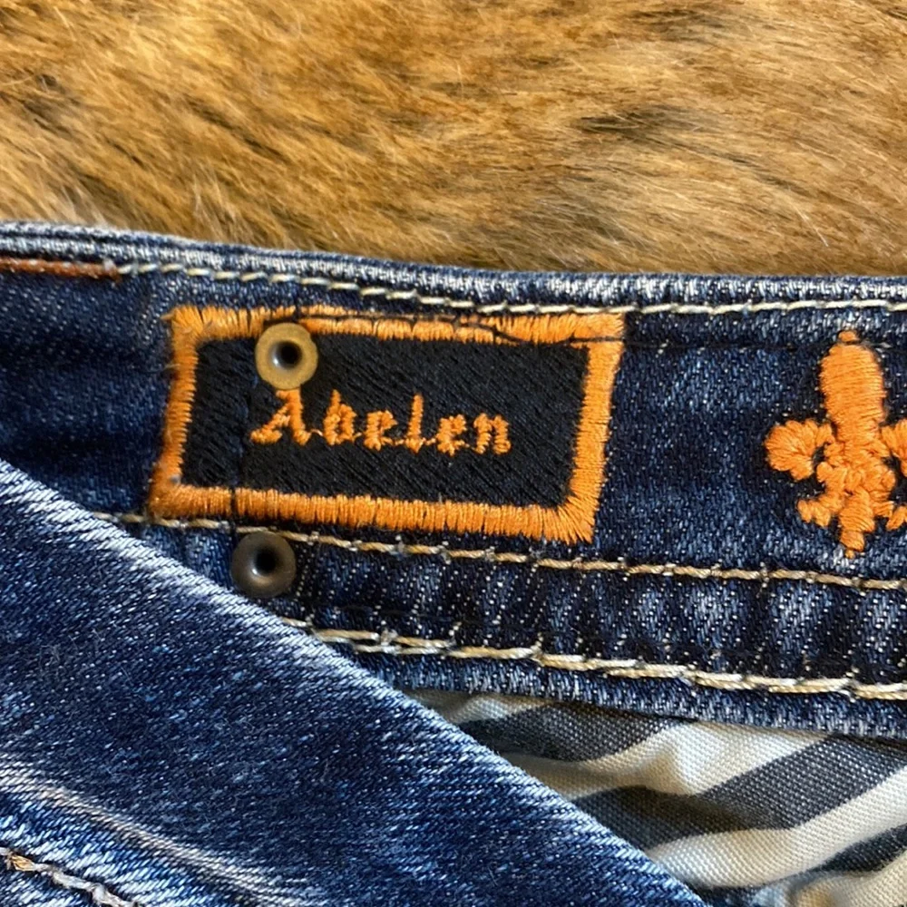 Size 26 Rock Revival Jeans - Picture 6 of 10